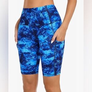 Oalka - Women's Short with Side Pocket - Marble Dye Blue, Size Small
